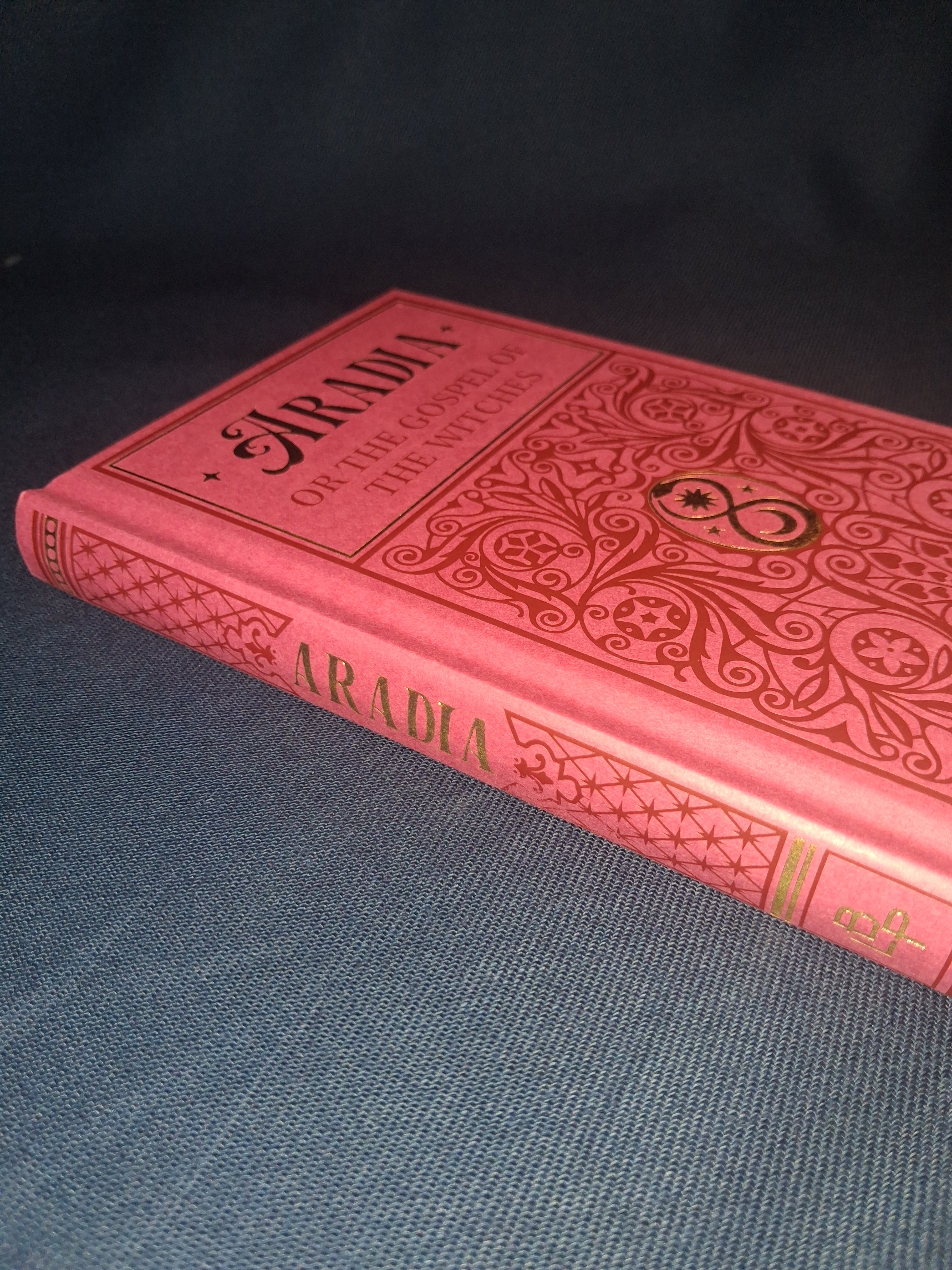 Aradia, or the Gospel of the Witches by Charles Godfrey Leland
