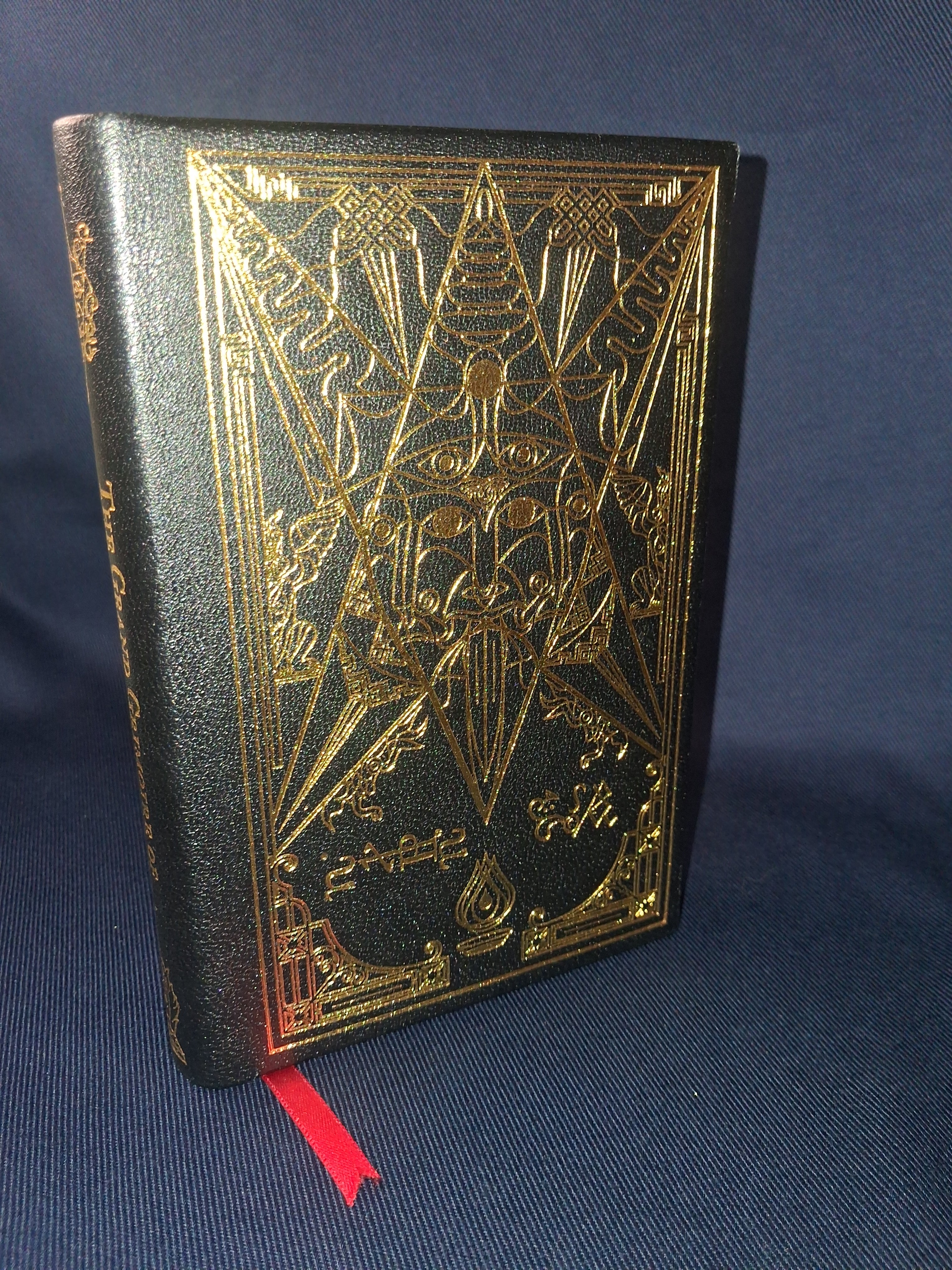The Grand Grimoire of the Infernal Pacts: Goetic Theurgy by Michael W. Ford