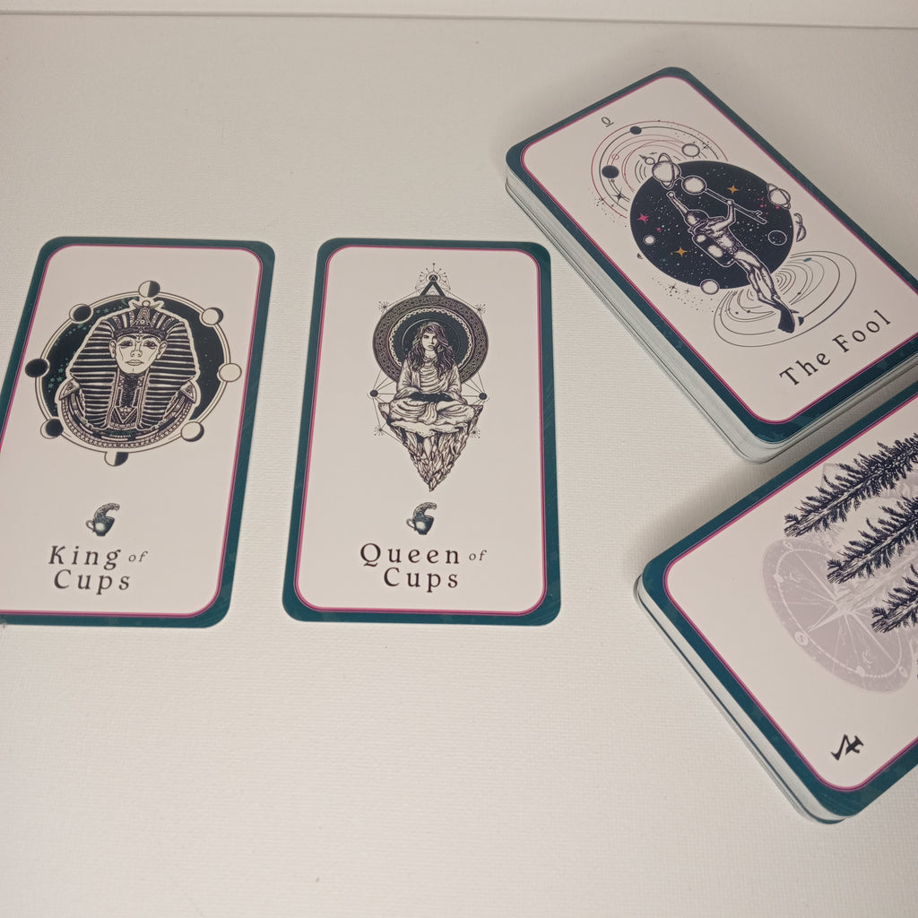 The Tarot: Reconnect With You (78 Cards & Guidebook) — Sarah Bartlett