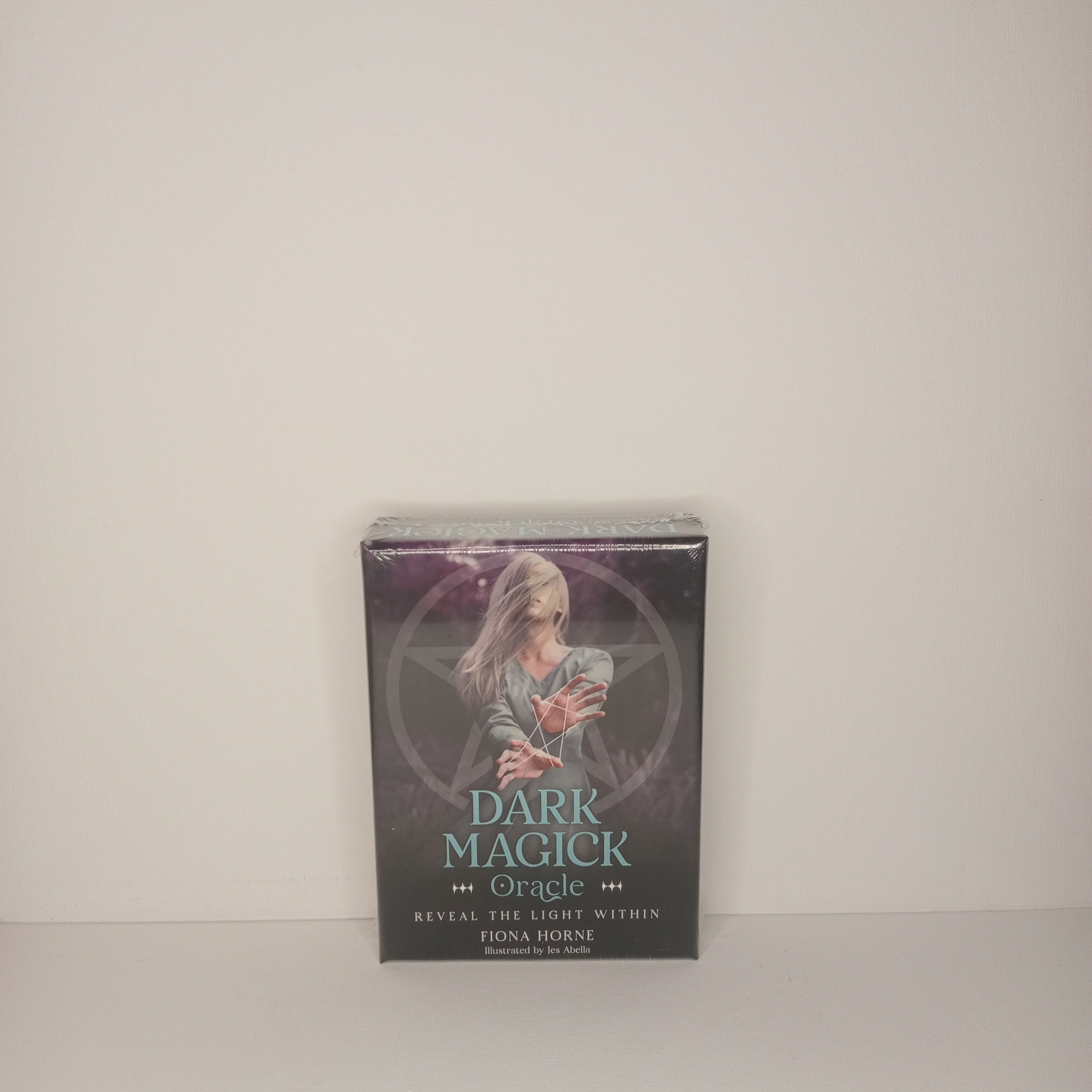Dark Magick Oracle — Fiona Horne