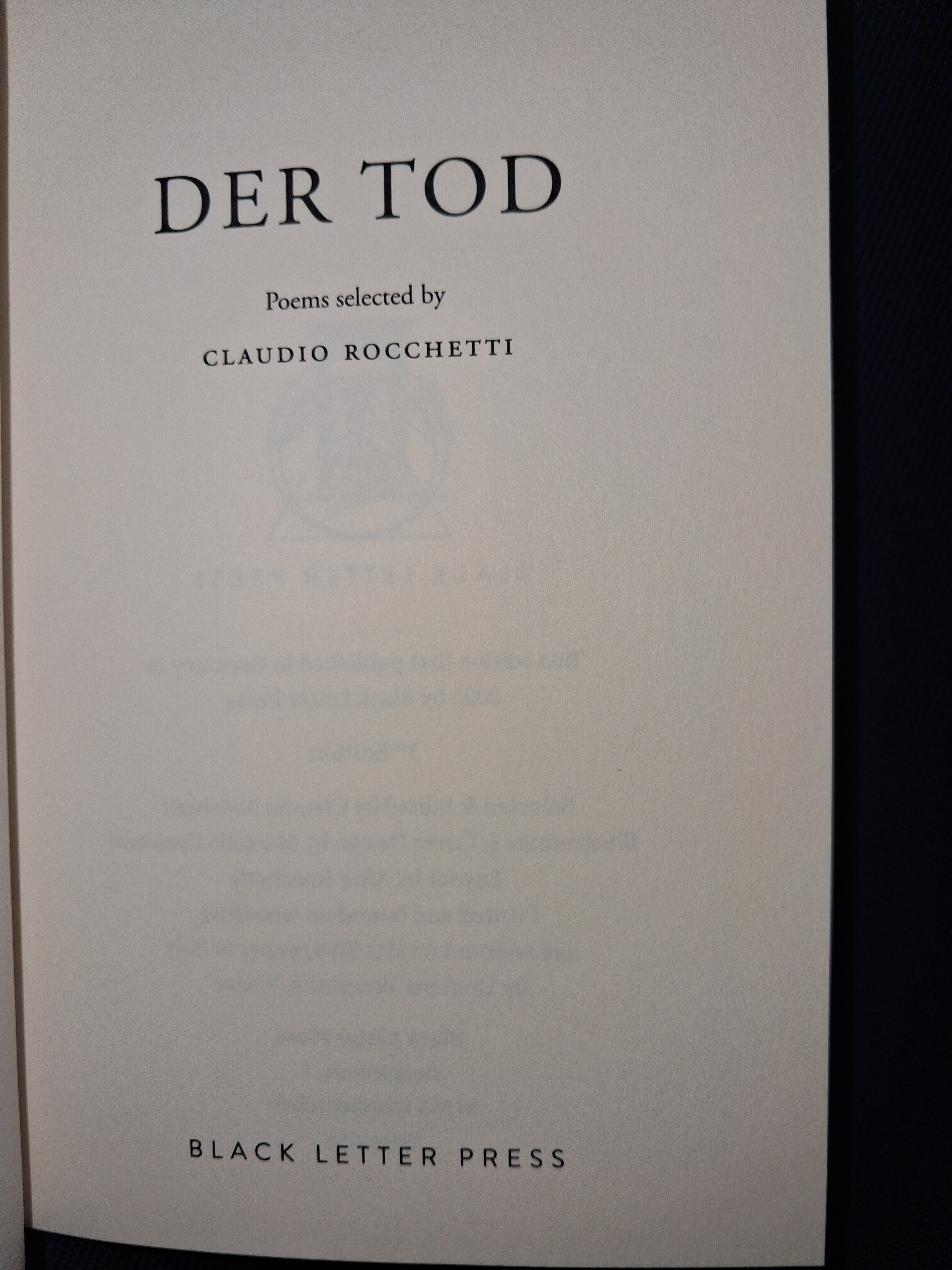 Der Tod: An Anthology of German Death Poetry | Bilingual English & German Hardcover